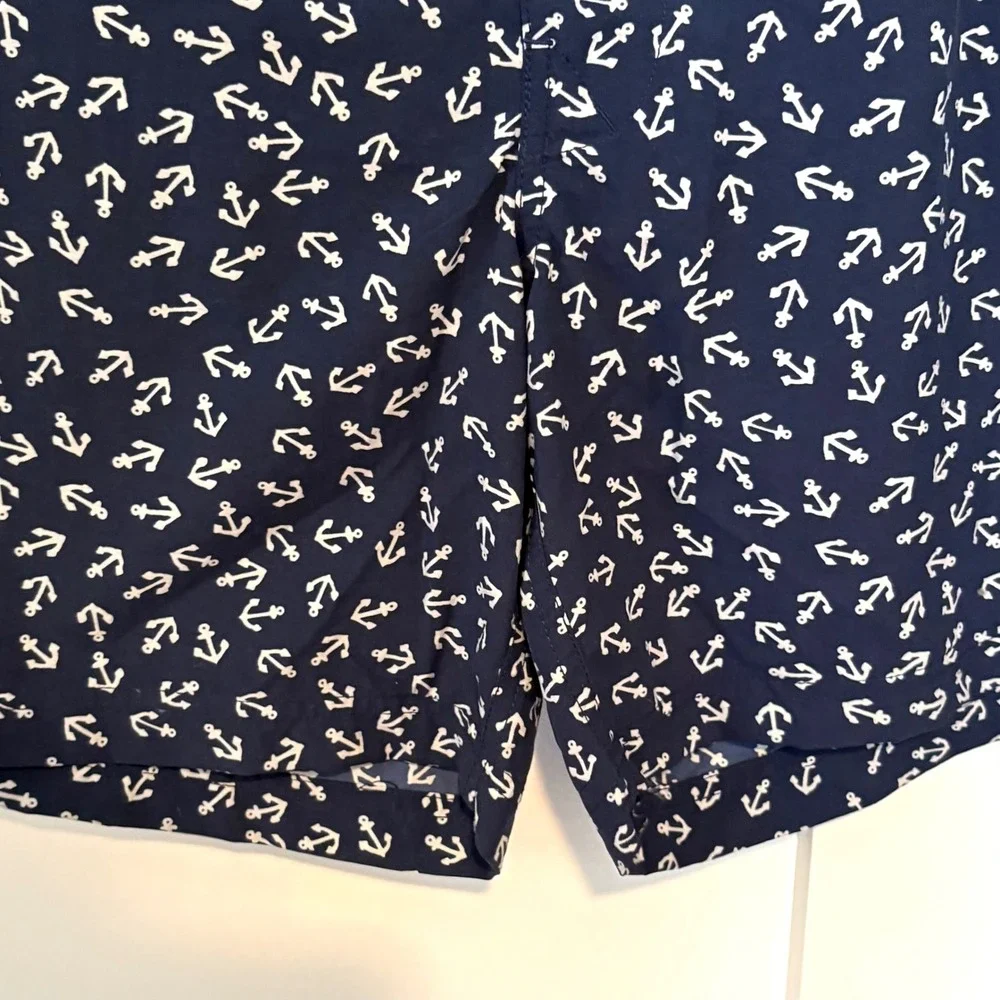J. Crew make splash